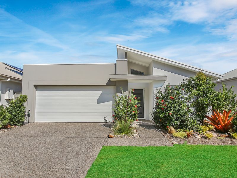 Halcyon Lakeside Over 50's Lifestyle Resort