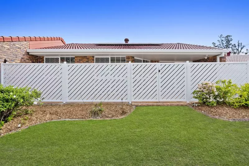 Beautiful two-bedroom, 1 bathroom villa.