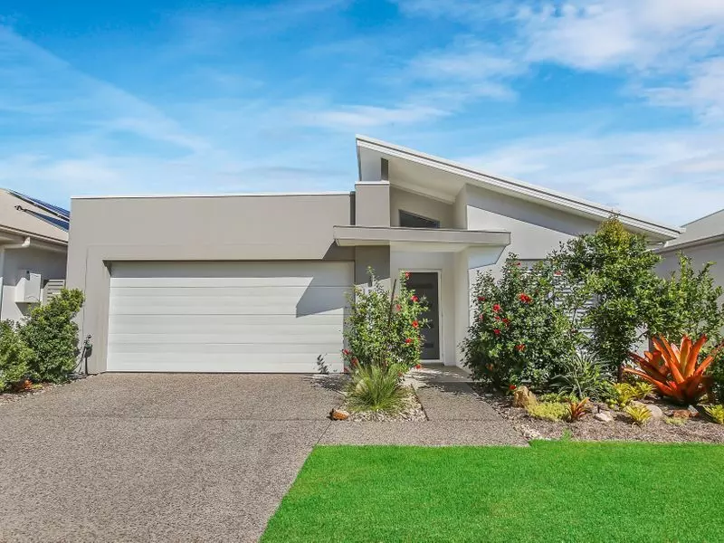 Halcyon Lakeside Over 50's Lifestyle Resort