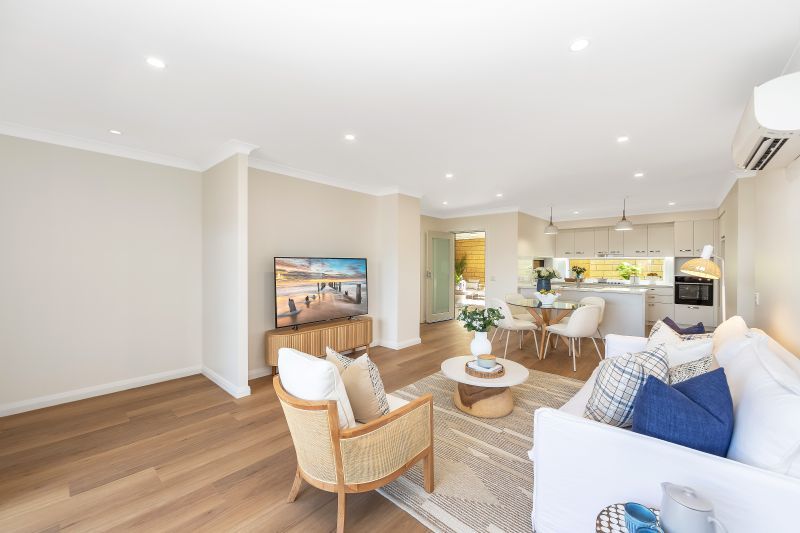 Beautifully positioned villa with golf course views