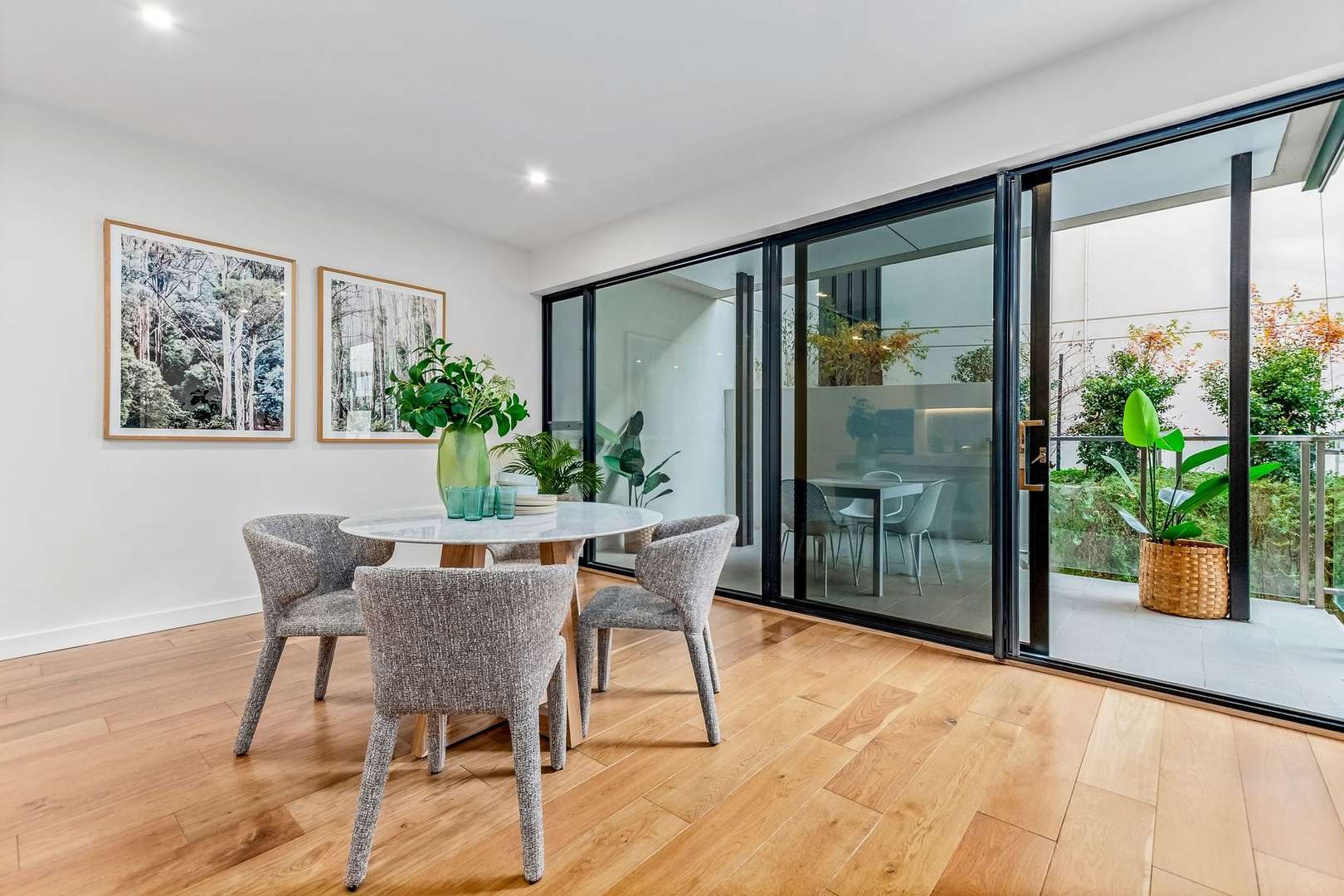 Spacious one-bedroom with tranquil courtyard garden views
