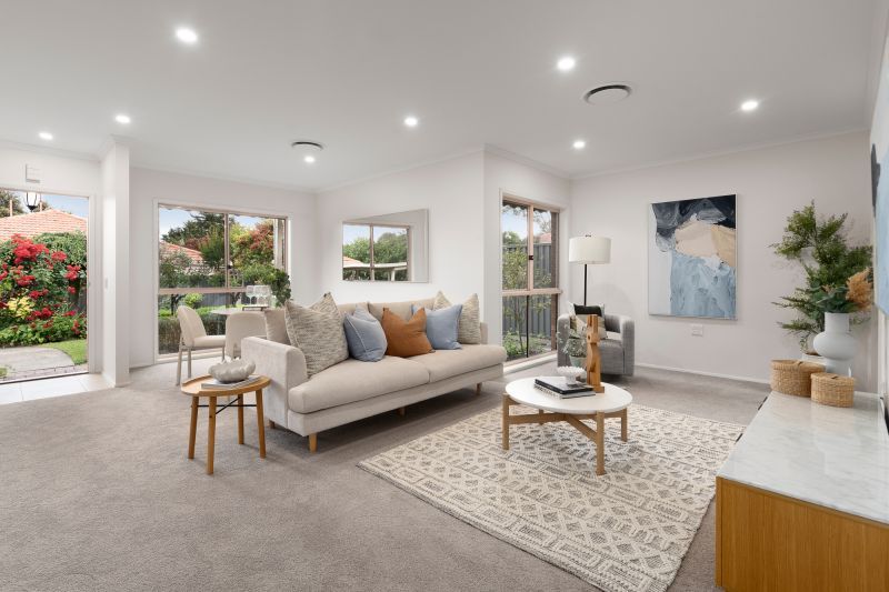 Beautifully refurbished two-bedroom plus study