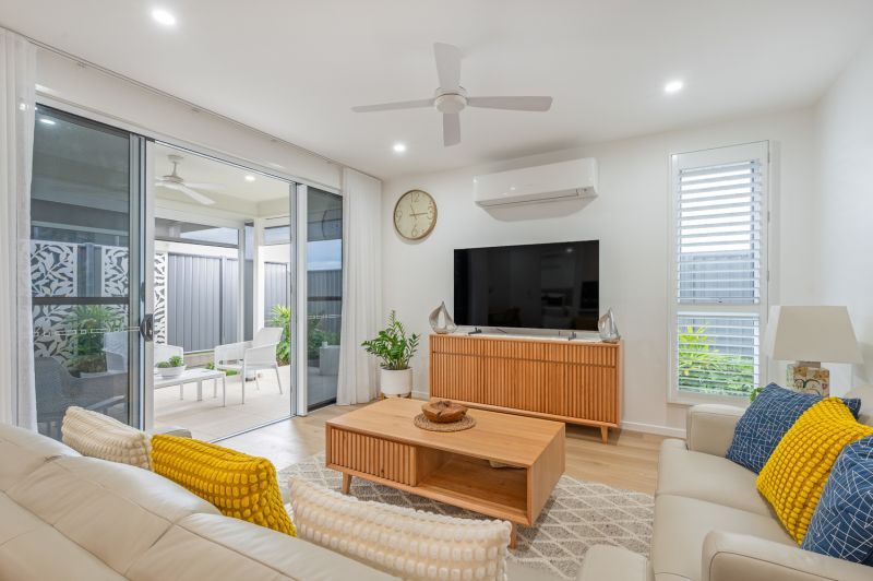 Coral Sea Dreaming -  Spacious Three-Bedroom Retreat