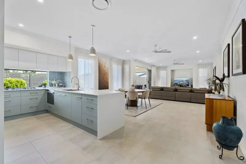 Site 483 - Established Special HIP