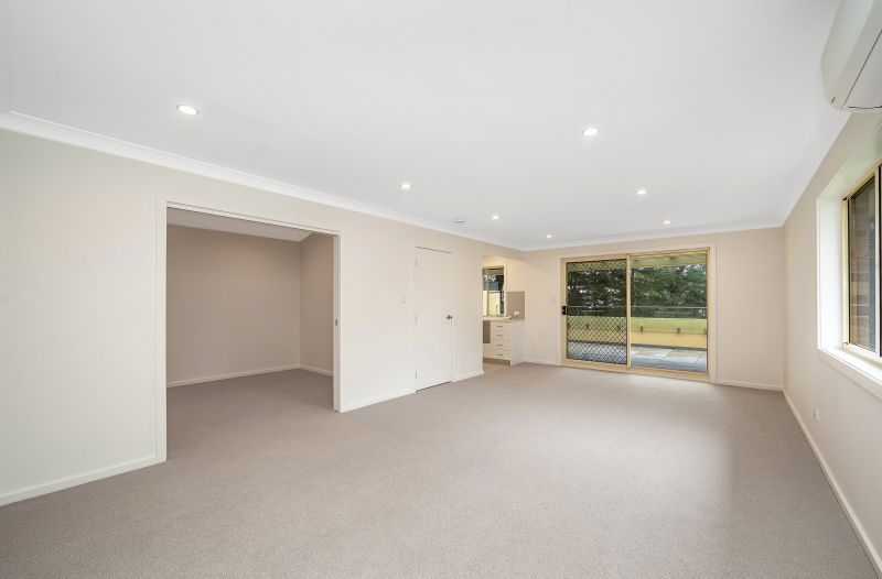 Spacious Villa Living in the Heart of Brentwood Village