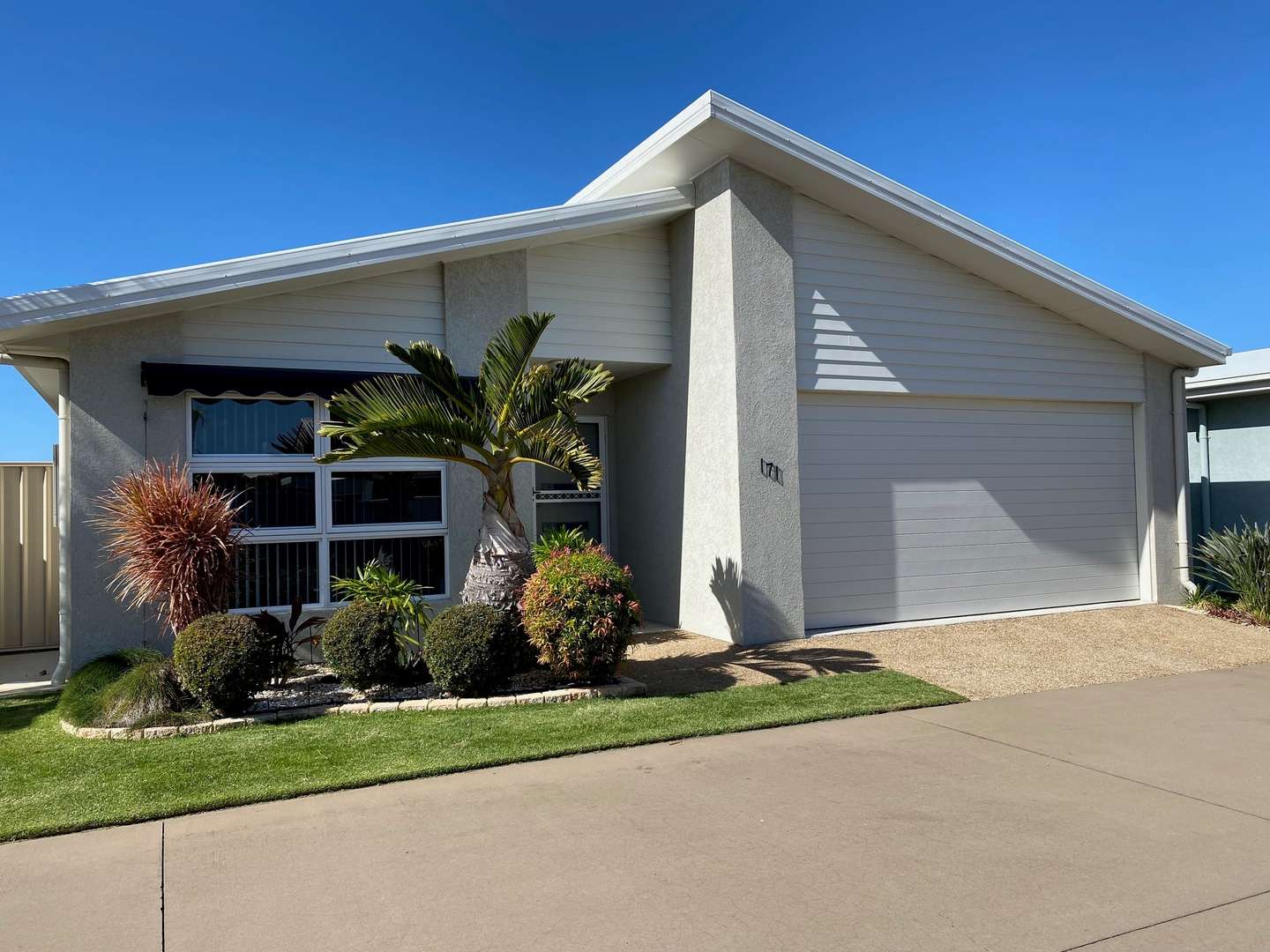 Style & Comfort - Welcome to Home 171