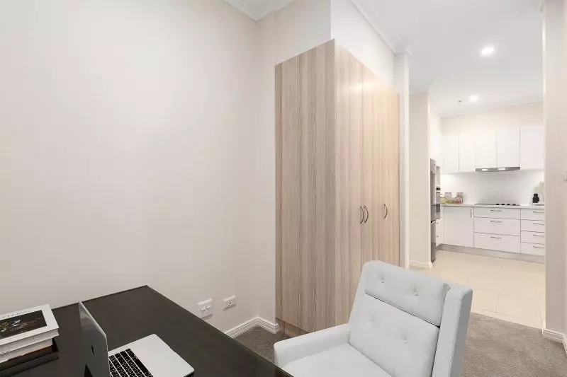 Light and bright apartment