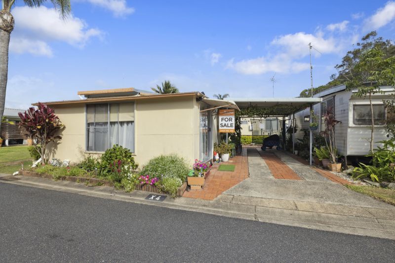 Renovators Delight- Neat & Tidy 2 Bedroom Home