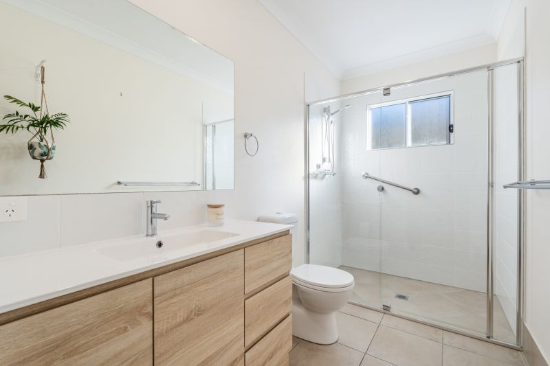 Relax in Style - Spacious Alfresco Living