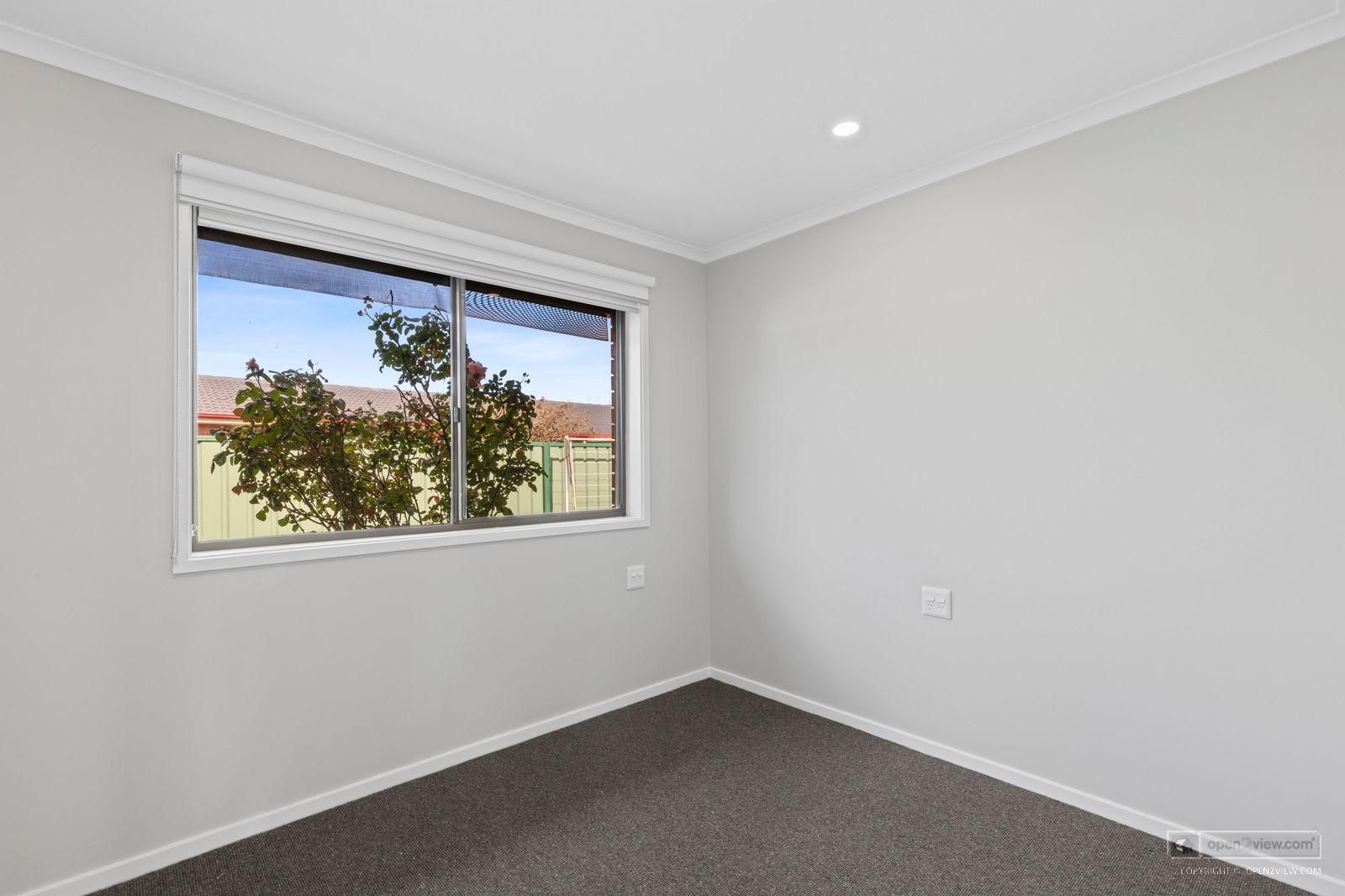 Fully Renovated Light filled 2-Bedroom Unit