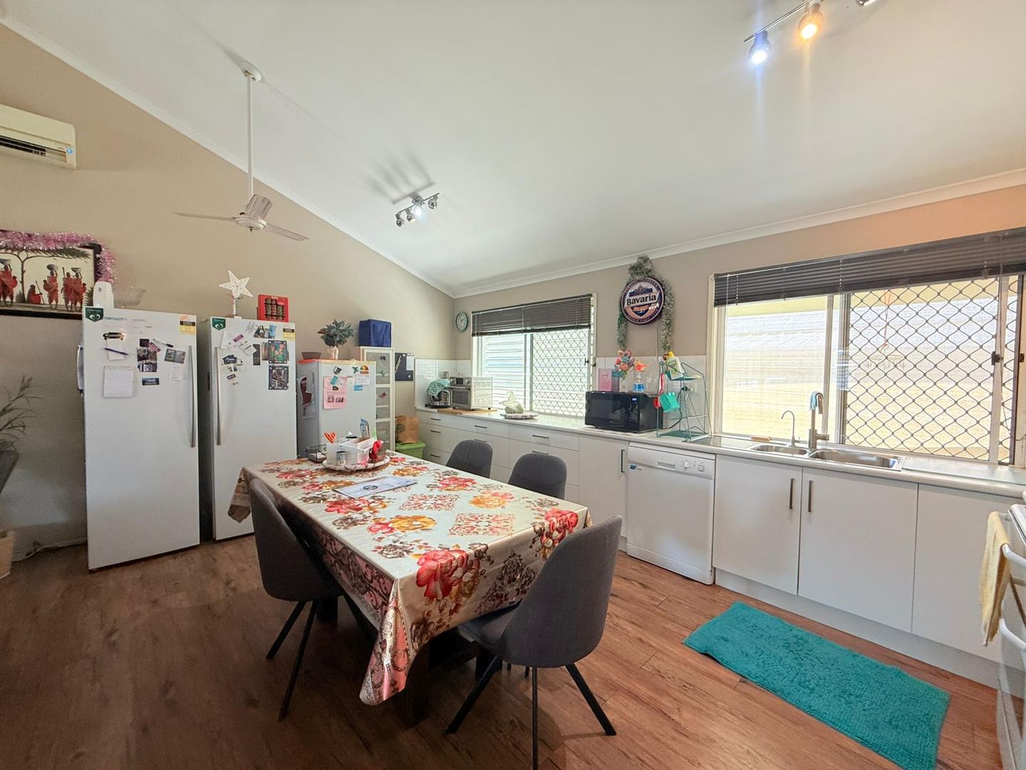 3 Bedroom Home in an Over 50's Living gated complex with Modern Facilities 