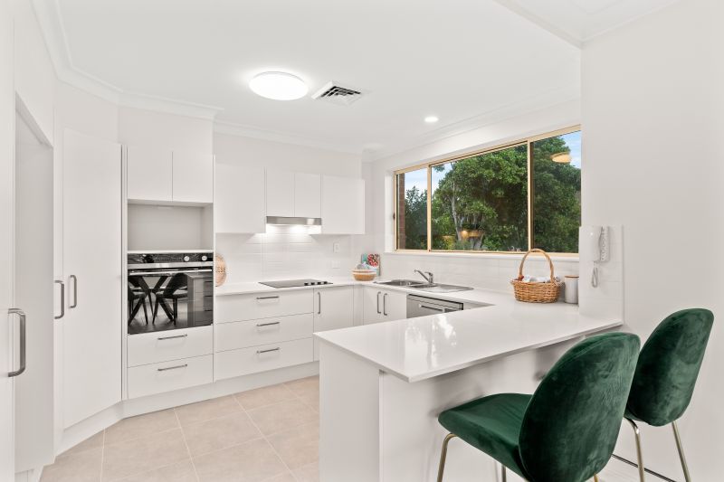 Rosewood Court Apartment building at Tarragal Glen!