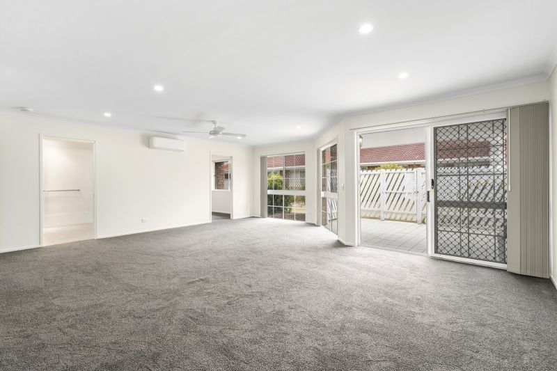 Retirement living at its best, located in a sought-after community.