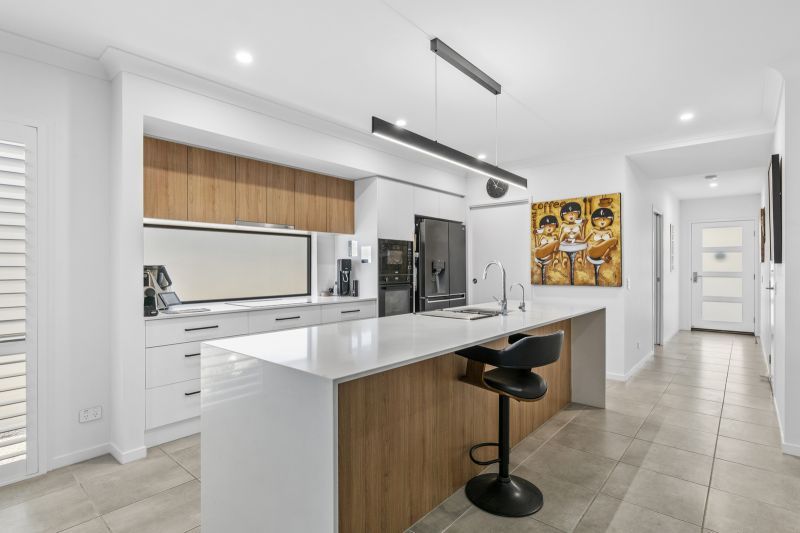 Site 107 - Established Kalbar H6