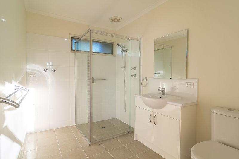 Modern comfort in serene surroundings