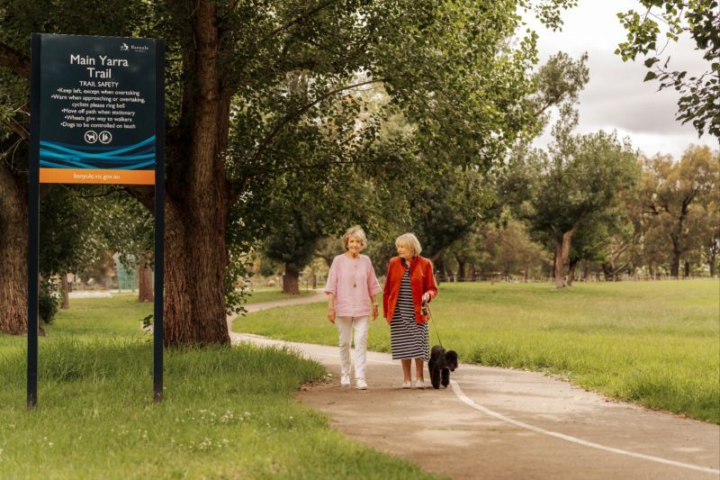 Spacious first-floor 1-bedroom with separate study area
