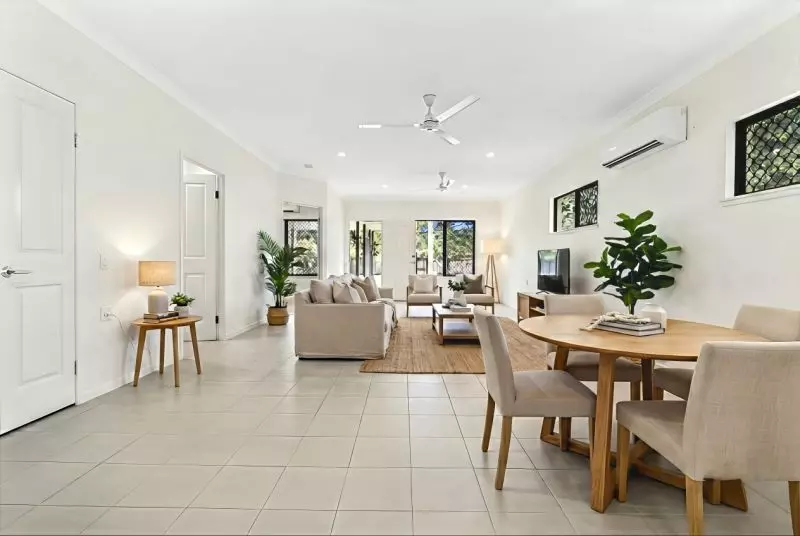 Private 2-bedroom villa with large backyard