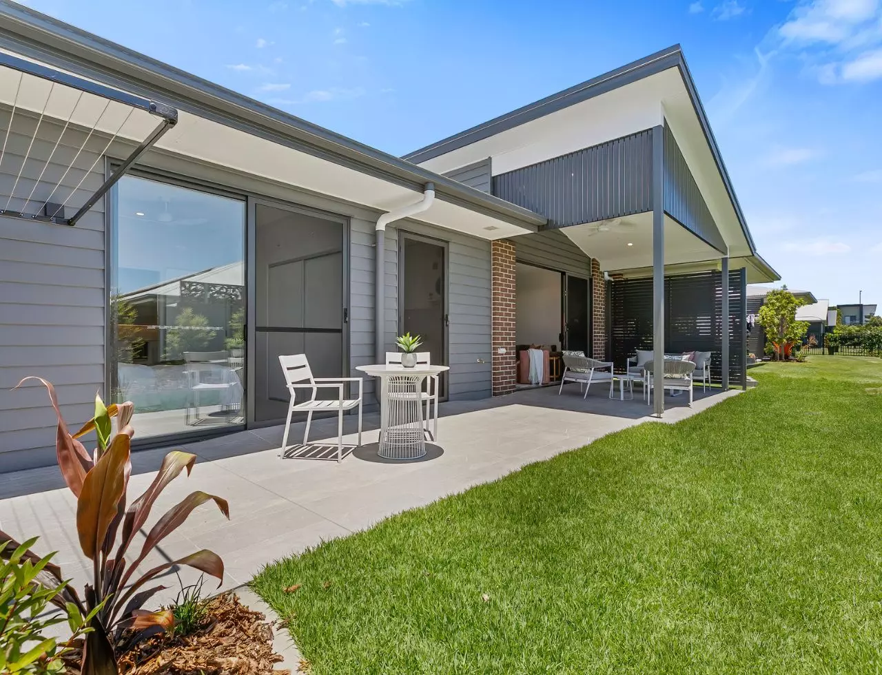 Brand new 2 bedroom, 2 bathroom retirement villa in Palmview.