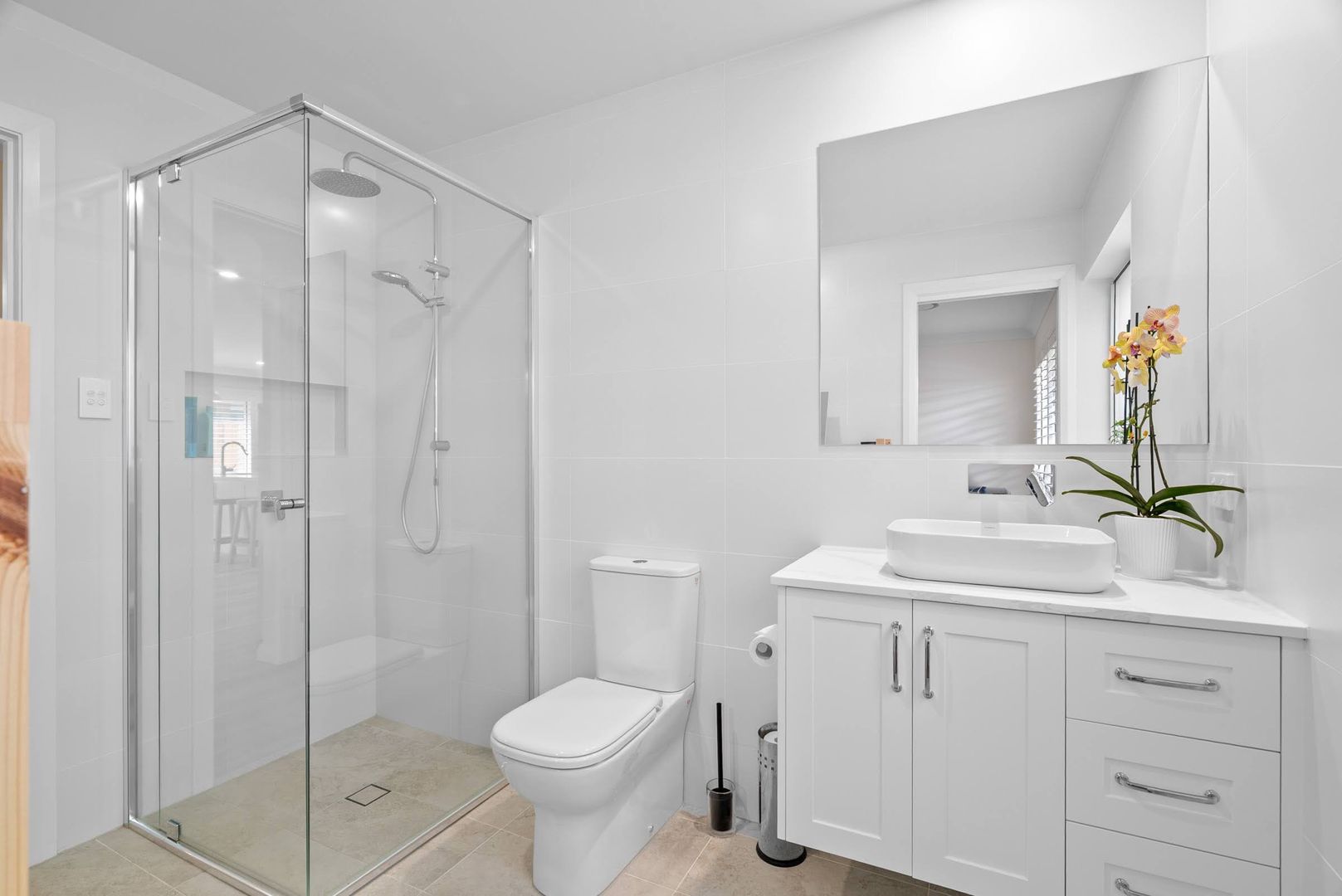 Pristine Hamptons Living - Move Straight In & Enjoy