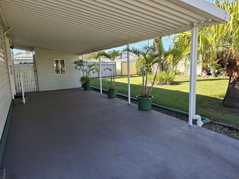 Entertainers Deck