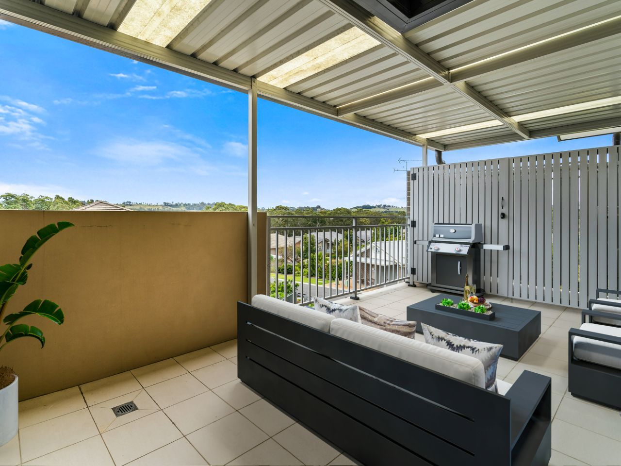 258/100 Gilchrist Drive, Campbelltown