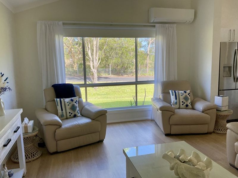 LARGE OPEN PLAN LIVING