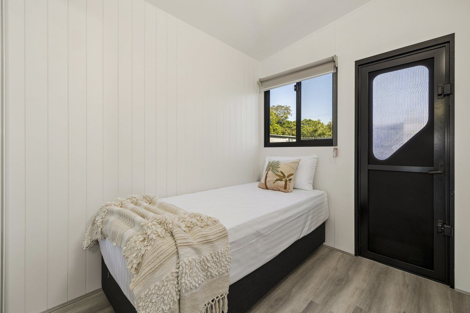 Modern Coastal Living – Low Maintenance, Move-In Ready