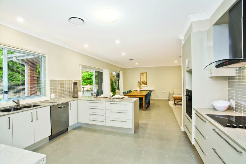 Spacious villa with double garage