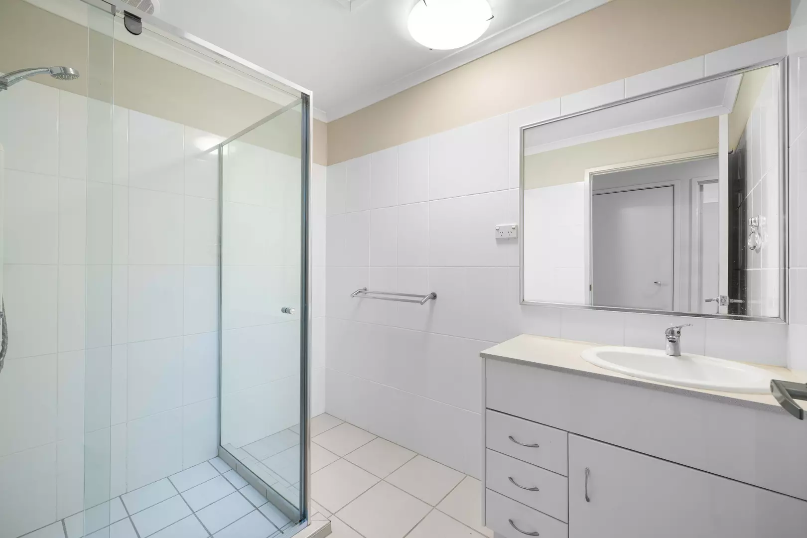 Beautifully presented property with Double Garage and DOG Friendly!!!