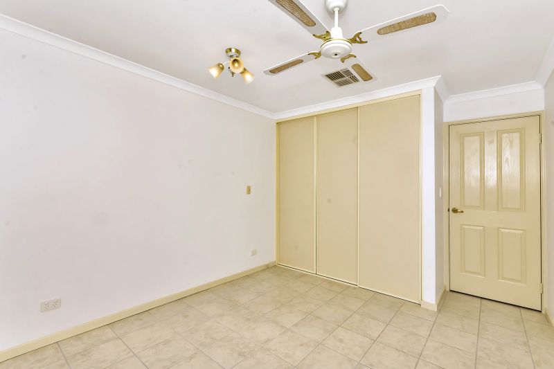 ARCADIA WATERS MADDINGTON - Enjoy The Serenity & Rear Gable Patio