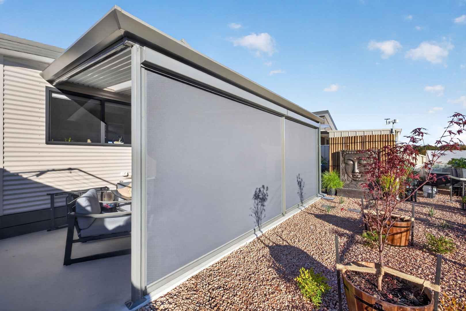 MODERN LIFESTYLE LIVING IN BROADLANDS VIEW VILLAGE