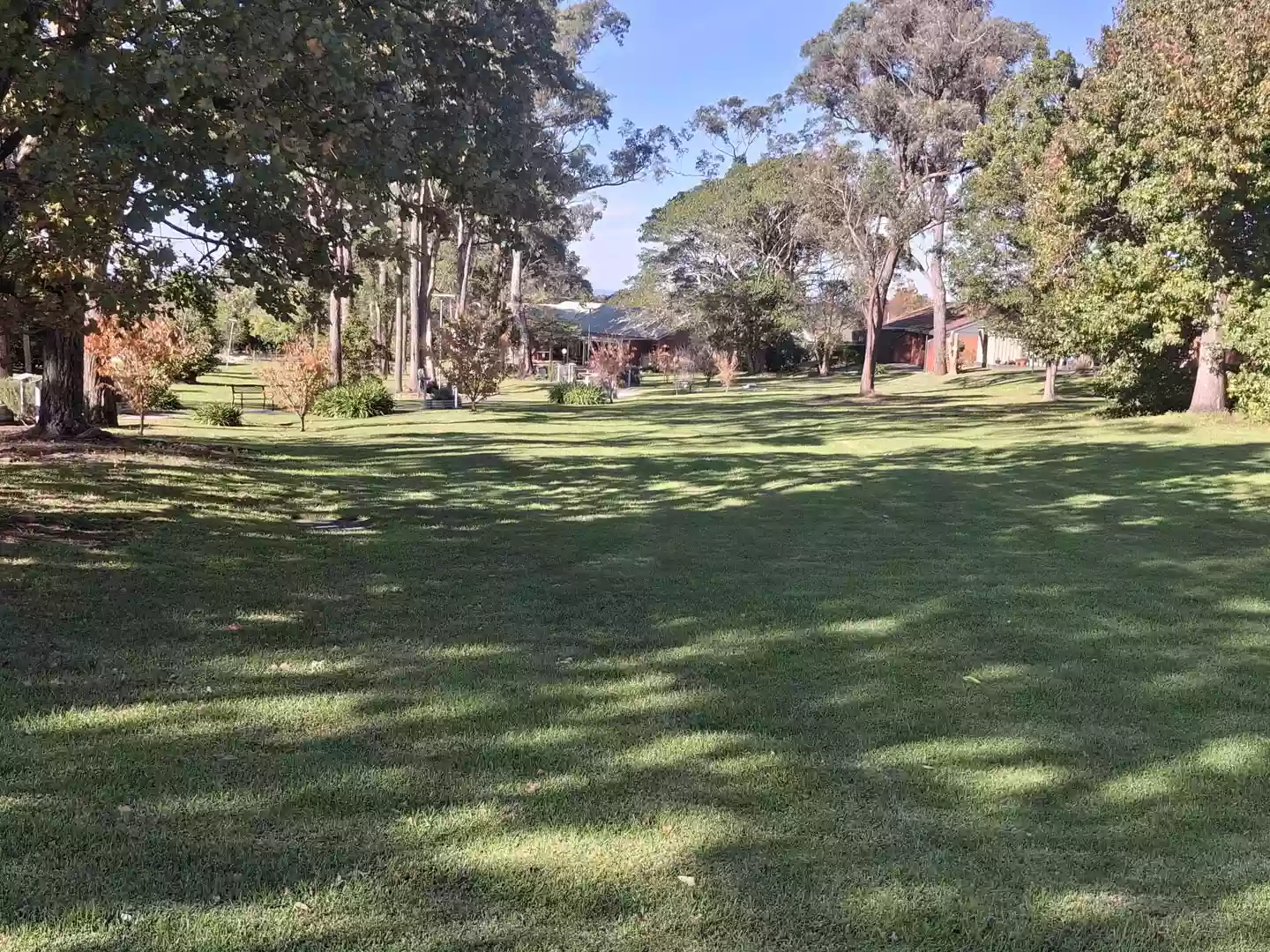 Spacious and Bright 2 Bedroom Room Home