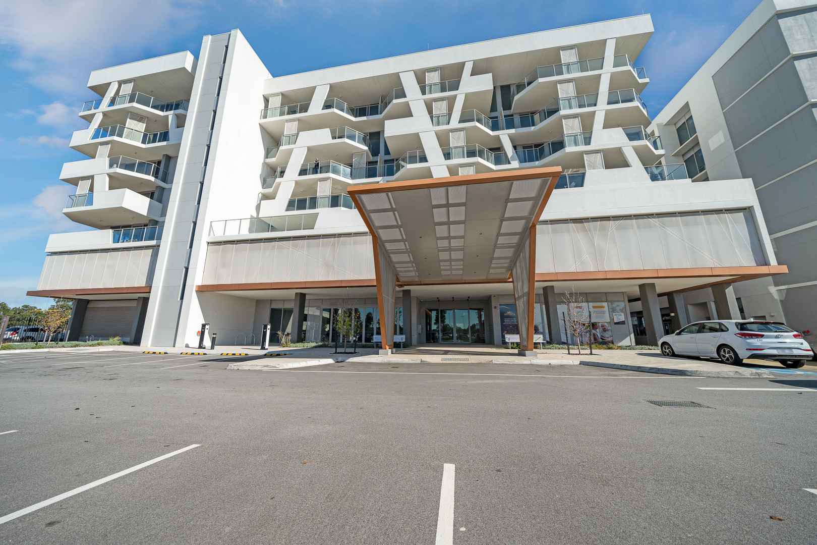 MYVISTA Award-Winning Apartment For Just $375,000