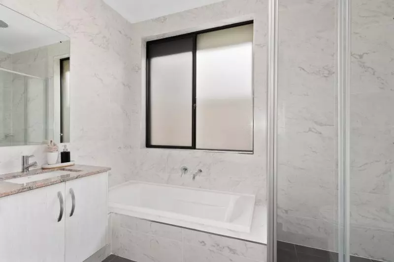 Fabulous Brand New Family Home!