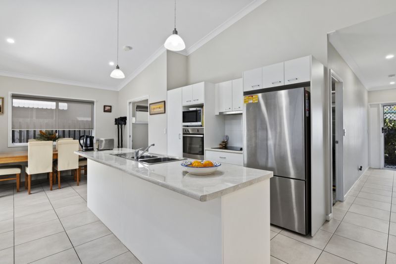 Sunny Position, Spacious Backyard - MOTIVATED SELLER!