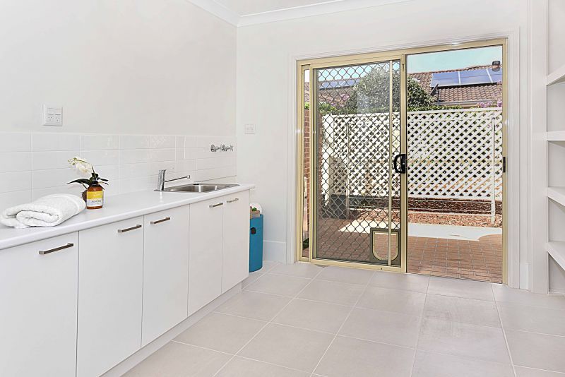 East facing enclose sunroom, perfect for the Entertainer