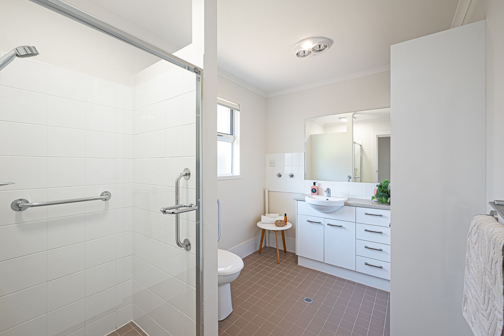 Are You Aged 65 Years or Older and No Longer Working Full Time? A Relaxed Lifestyle Awaits at Kensington Gardens 
