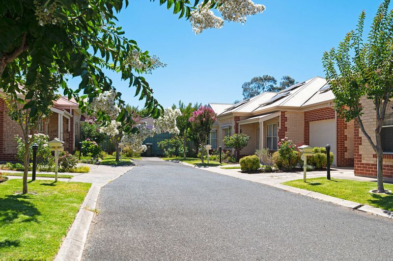 Spacious independent living unit, perfect for the retiree requiring a little extra space!