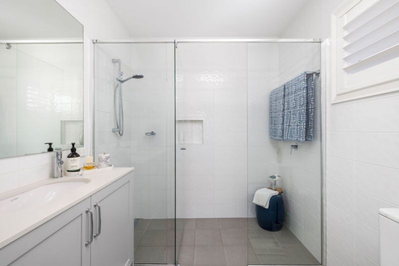 Beautifully Presented North-Facing 3 Bedroom Home