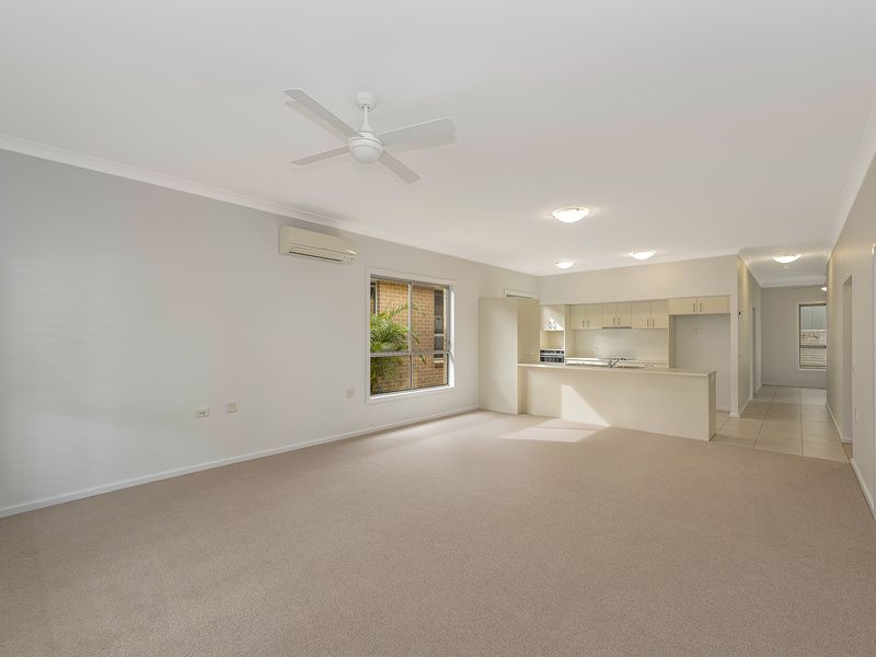 Sunlit Villa with Fresh Interiors and Flexible Living Spaces