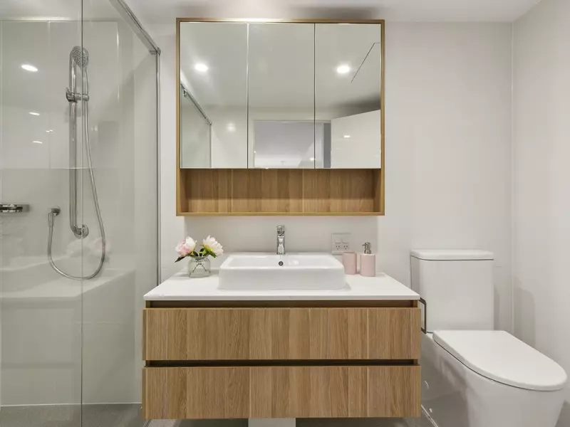 Light & Bright Apartment with Delightful Garden Outlook – Enquire Today!