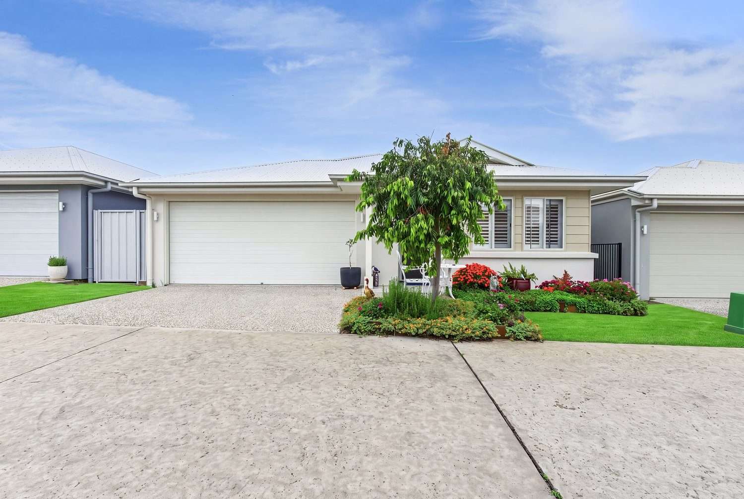 Modern Style, Prime Location