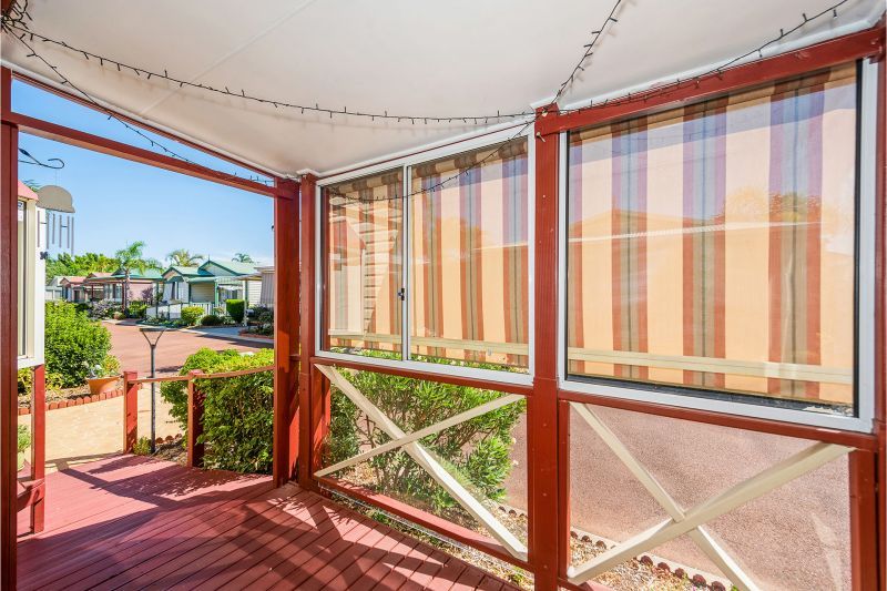 Riverside Gardens - 170