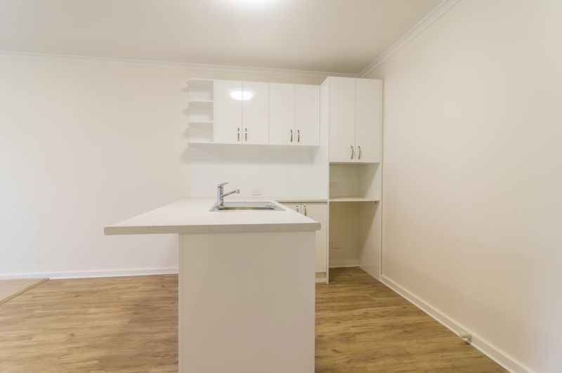 Modern one-bedroom apartment