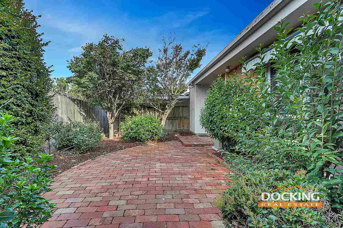 Peaceful, Retirement Living in the Heart of Forest Hill