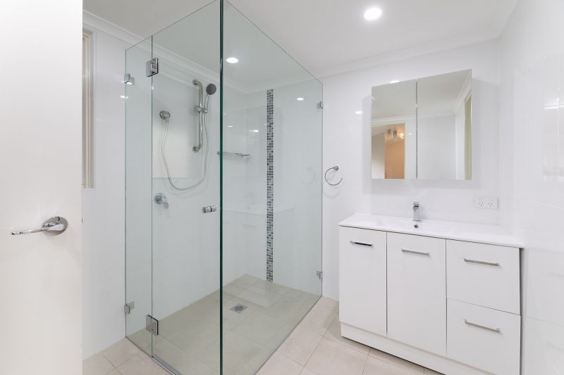 A home among the gum trees - Stunning outlook over Cromer Valley awaits new retirees!