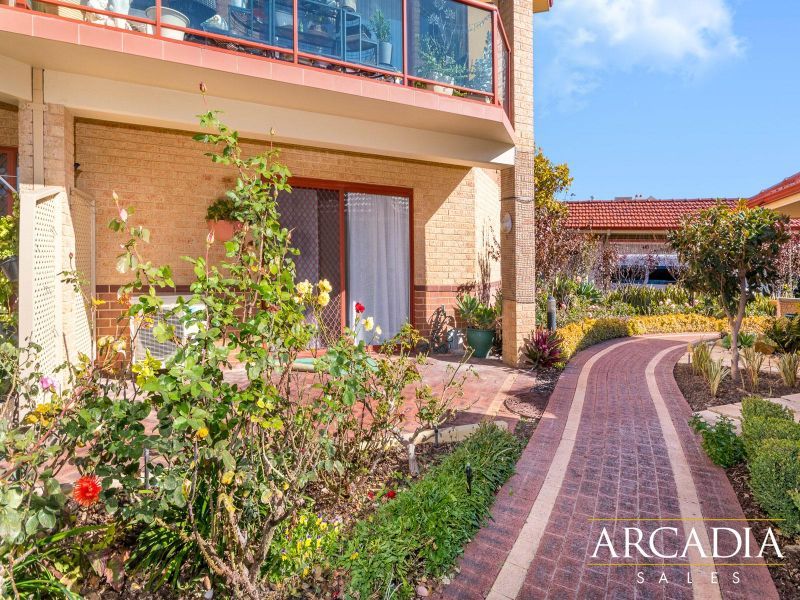 A beautifully renovated apartment is ready and waiting for you at Arcadia Waters Bicton.