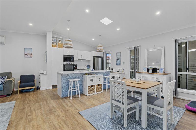 Bright & Breezy – Your Perfect Retreat