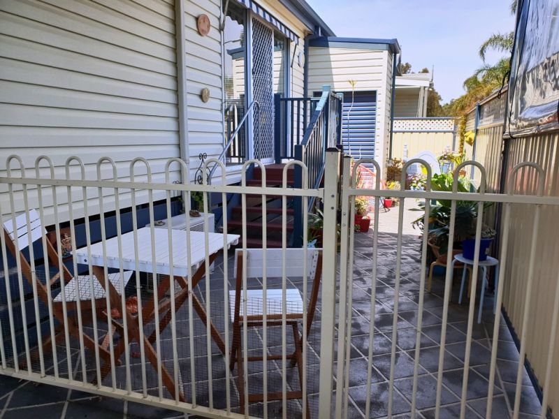 Jettys by the Lake site 223