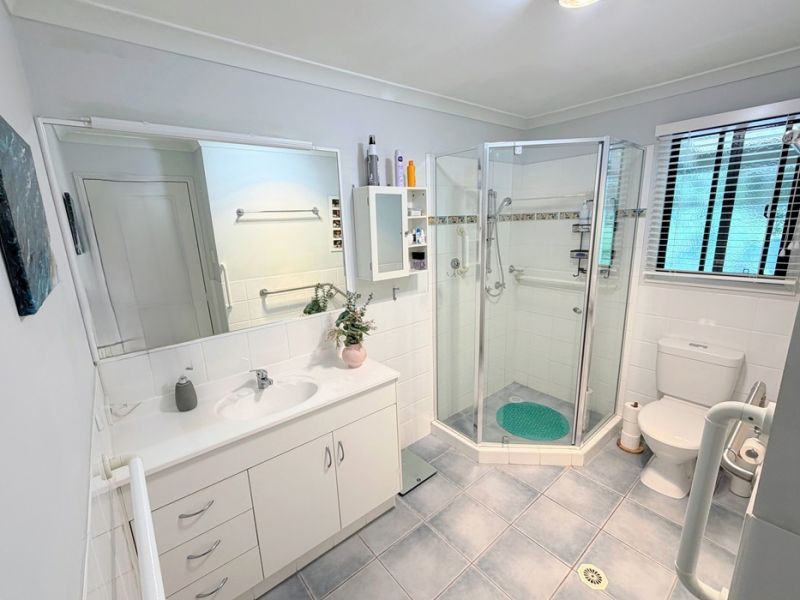 Elegant & Private Oasis Awaits